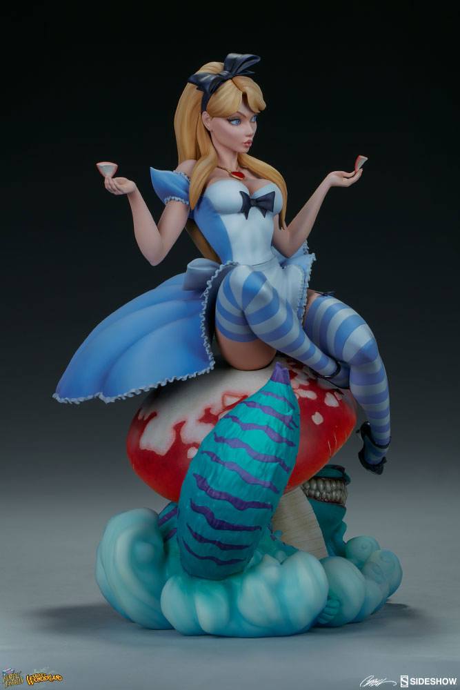 Fairytale Fantasies Collection Statue Alice In Wonderland Game Of Hearts  Edition 34 Cm Sideshow Collectibles